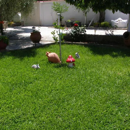 Guest house Ageri